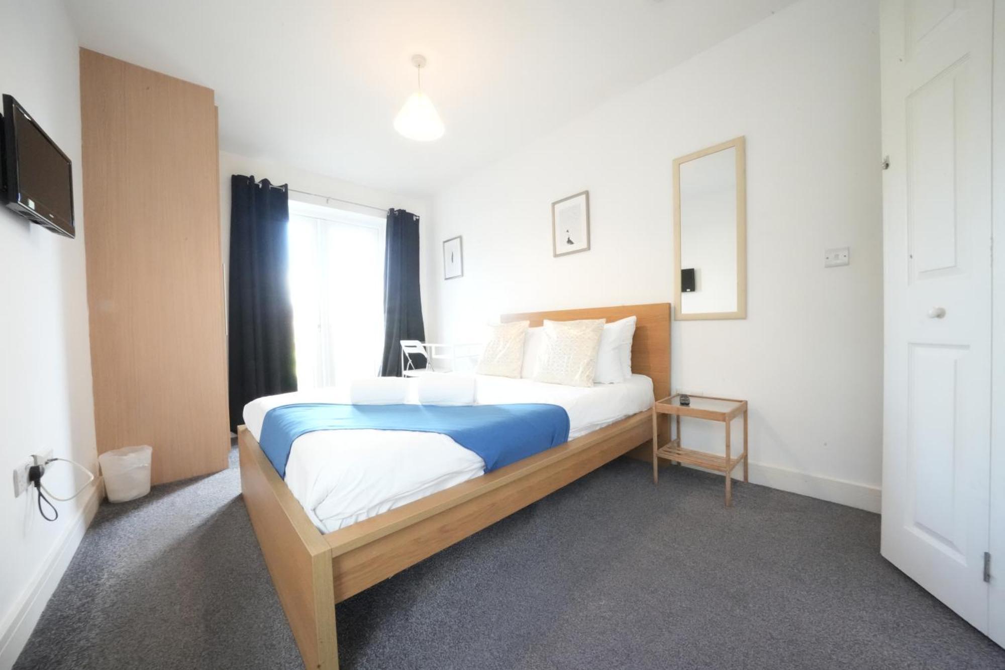 Great Airport Sleep Apartment Harmondsworth Exterior foto
